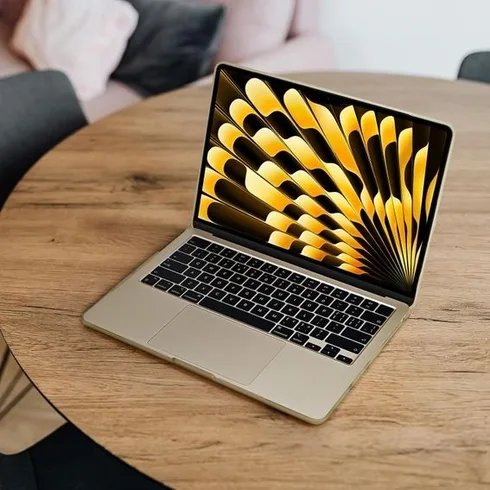 Apple MacBook Air (13" 2024, M3)