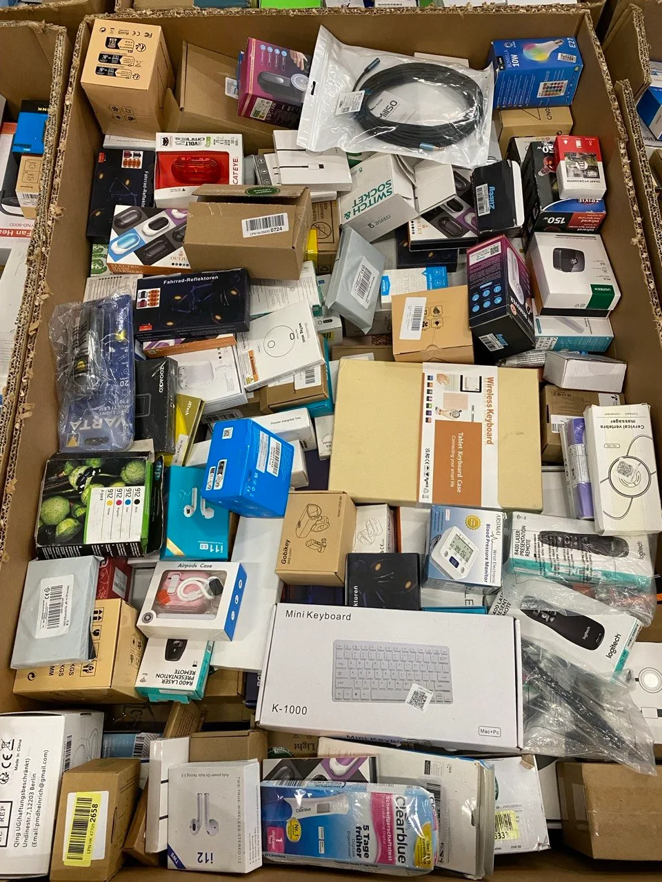 Amazon paleta 39 — Amazon vratky — malá elektronika, 84 ks