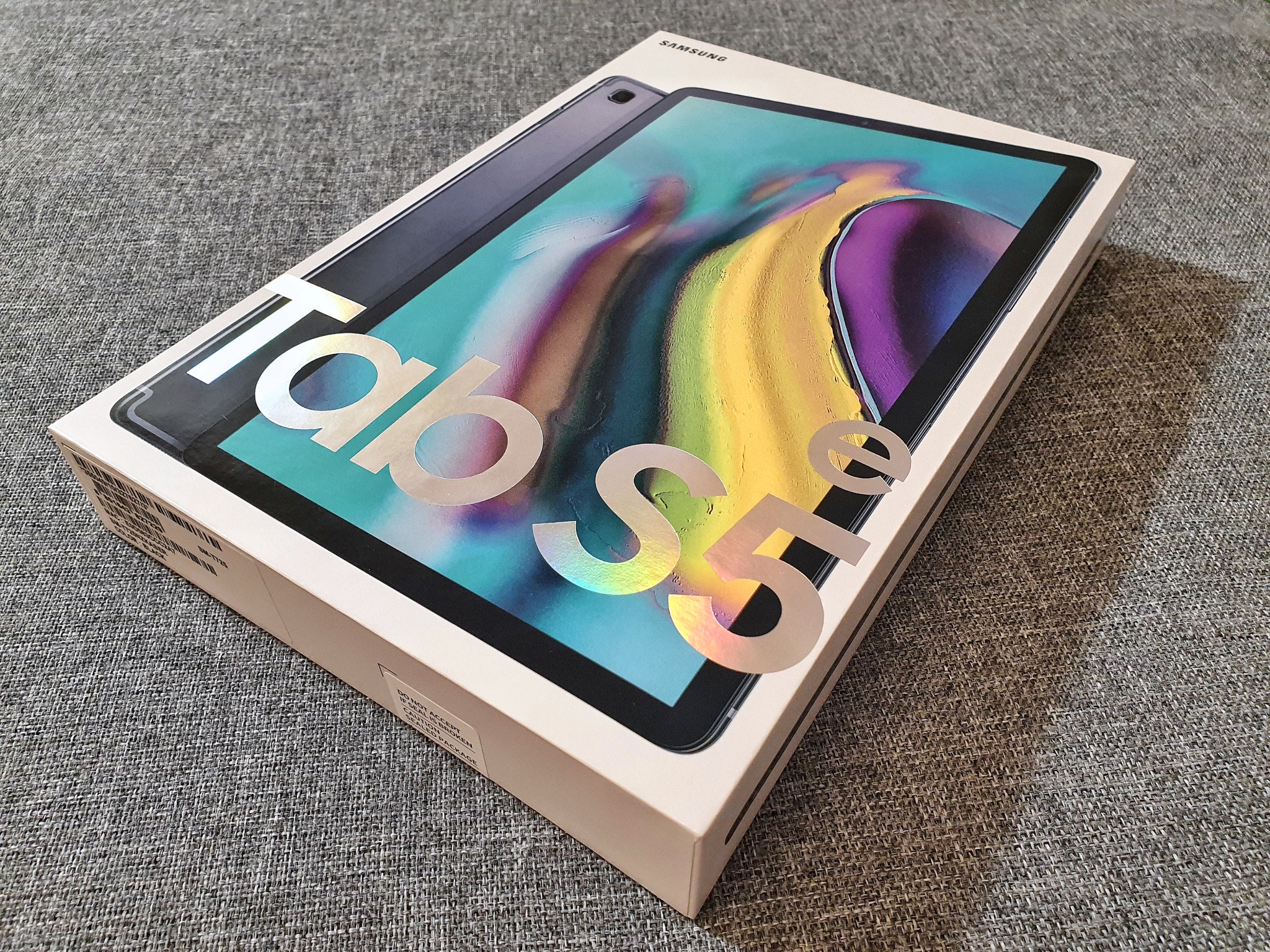 Samsung Galaxy Tab S5e LTE T725 3