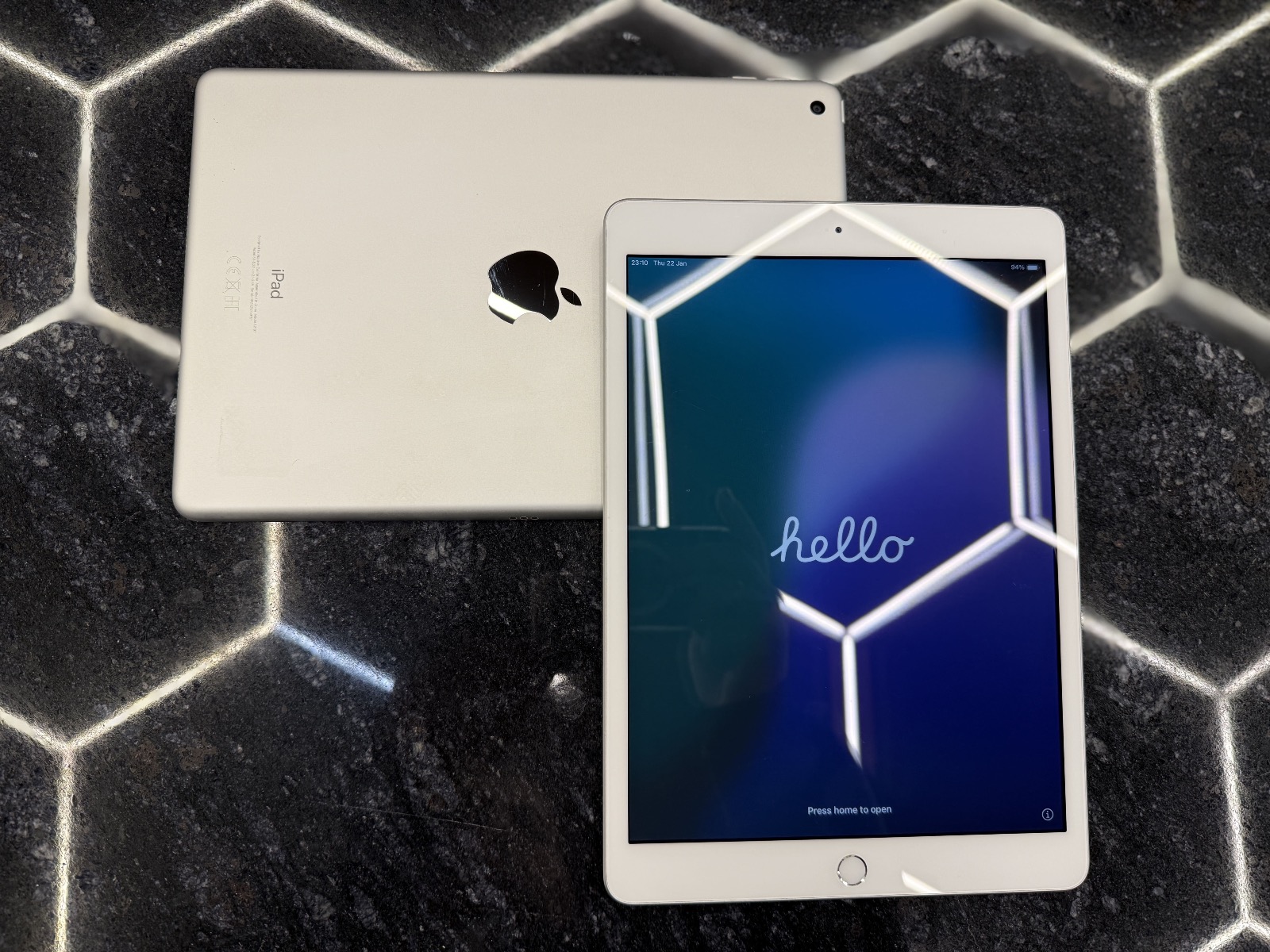 iPad 7th Gen 128GB(Silver)2019