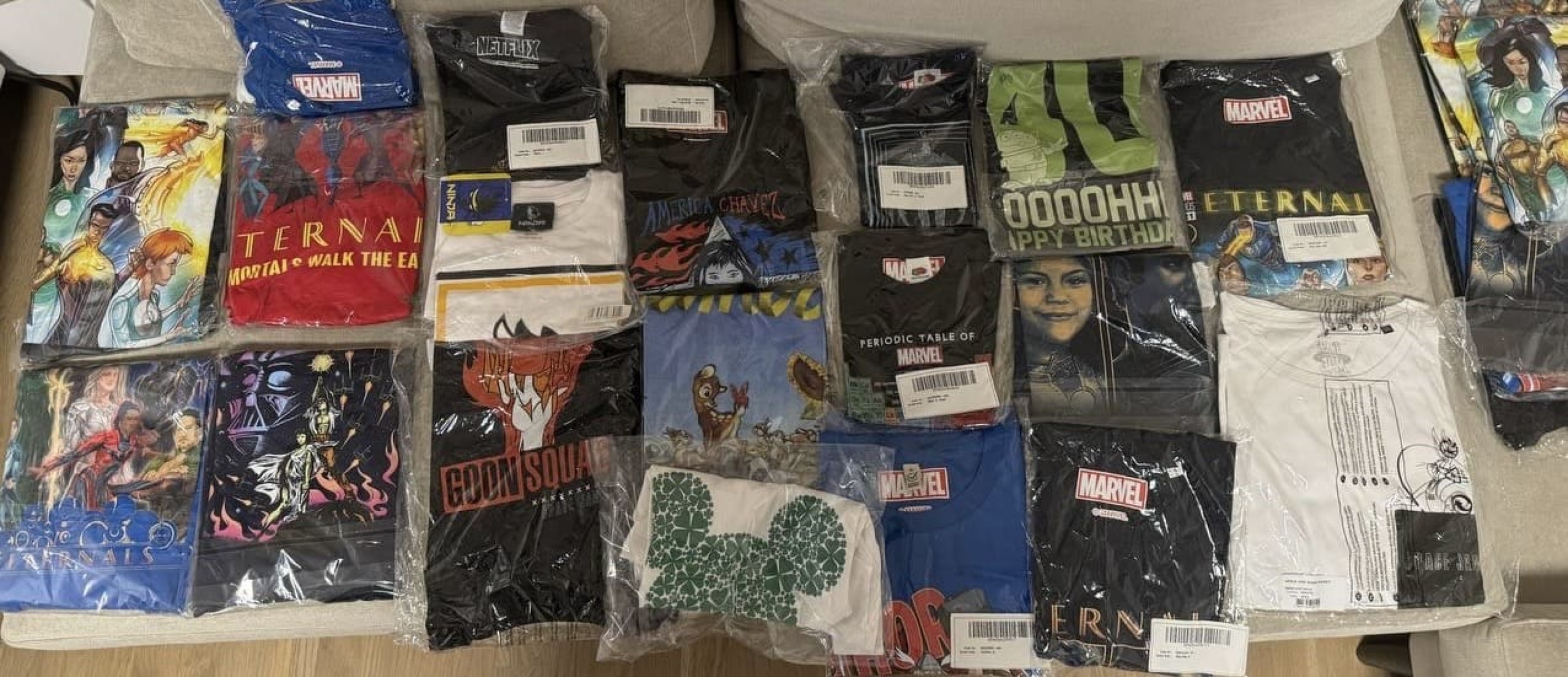 Mixed Branded T-Shirts – Marvel • Netflix • Disney
